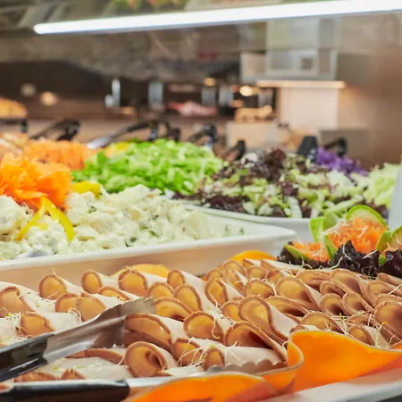 אתר נופש Gloria Palace Amadores Thalasso & 4*