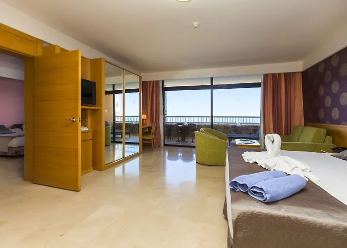 리조트 Gloria Palace Amadores Thalasso & 4*